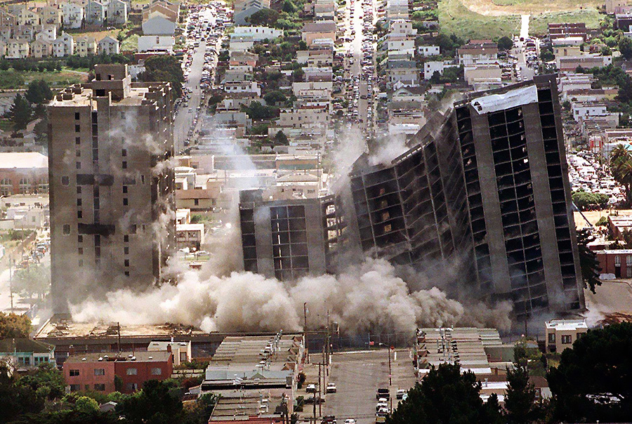 تخریب انفجاری ساختمان، یکی از روش های نوین تخریب برج ها